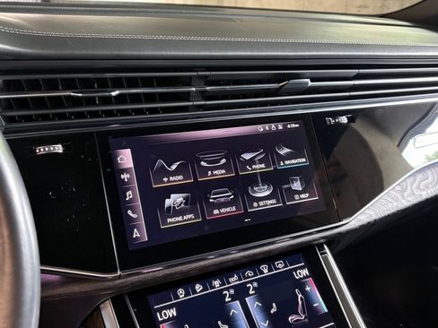 Used 2019 Audi Q8 Prestige w/ Towing Package AWD/4WD image 25