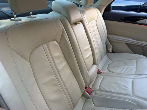 Used 2014 Lincoln MKZ w/ Equipment Group 101A Select image 13