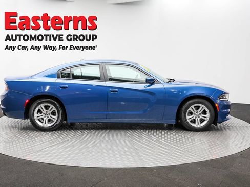 Used 2021 Dodge Charger SXT w/ Leather Interior Group image 4