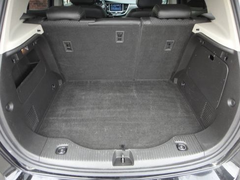 Used 2019 Buick Encore Preferred AWD/4WD image 12