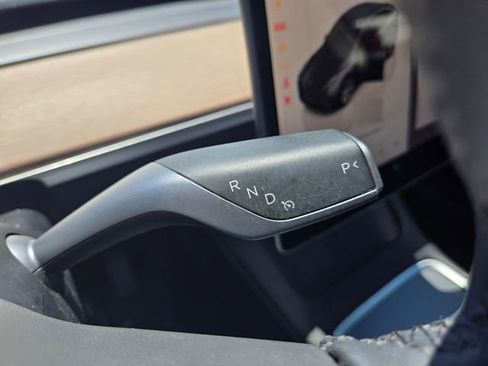 Used 2023 Tesla Model Y Long Range AWD/4WD image 20