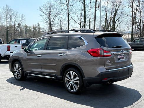 Used 2022 Subaru Ascent Touring w/ Popular Package #2A image 27
