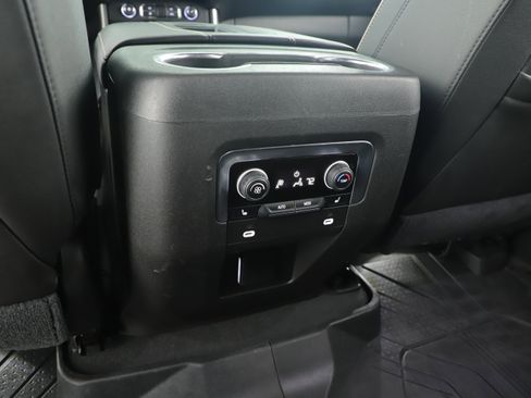 Used 2021 Chevrolet Tahoe Premier w/ Texas Edition image 26