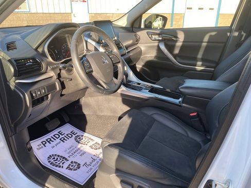 Used 2023 Mitsubishi Eclipse Cross SE image 19