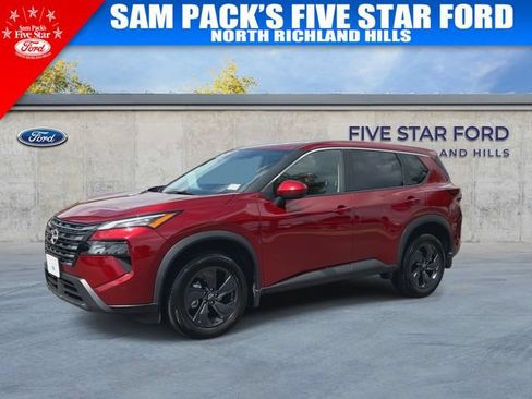 Used 2026 Nissan Rogue SV FWD image 4