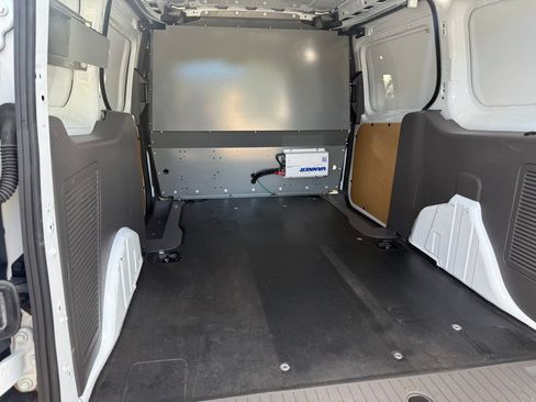 Used 2020 Ford Transit Connect XL FWD image 4
