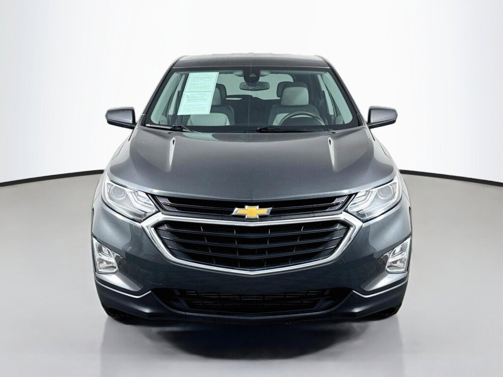 Used 2020 Chevrolet Equinox LS w/ LPO, Cargo Package AWD/4WD image 8