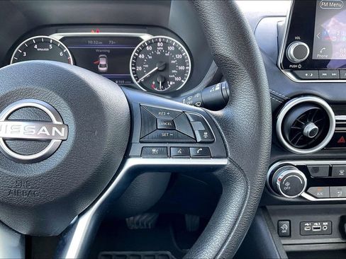 Used 2024 Nissan Sentra SV image 11