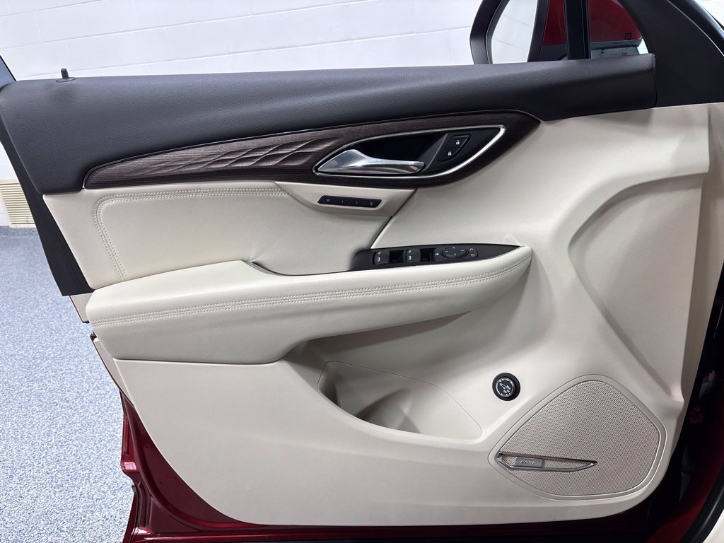Used 2023 Buick Envision Avenir AWD/4WD image 43