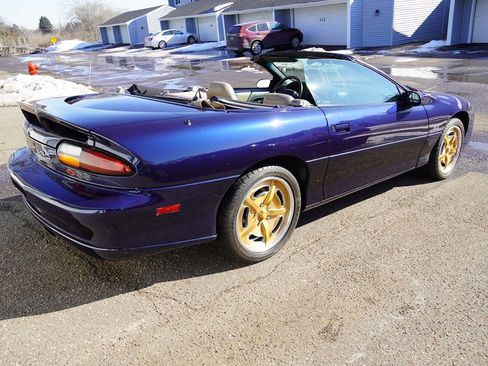 Used 2002 Chevrolet Camaro Z28 w/ SS Performance/Appearance Pkg image 14