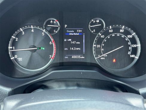 Used 2023 Lexus GX 460 Premium w/ Premium Package image 23