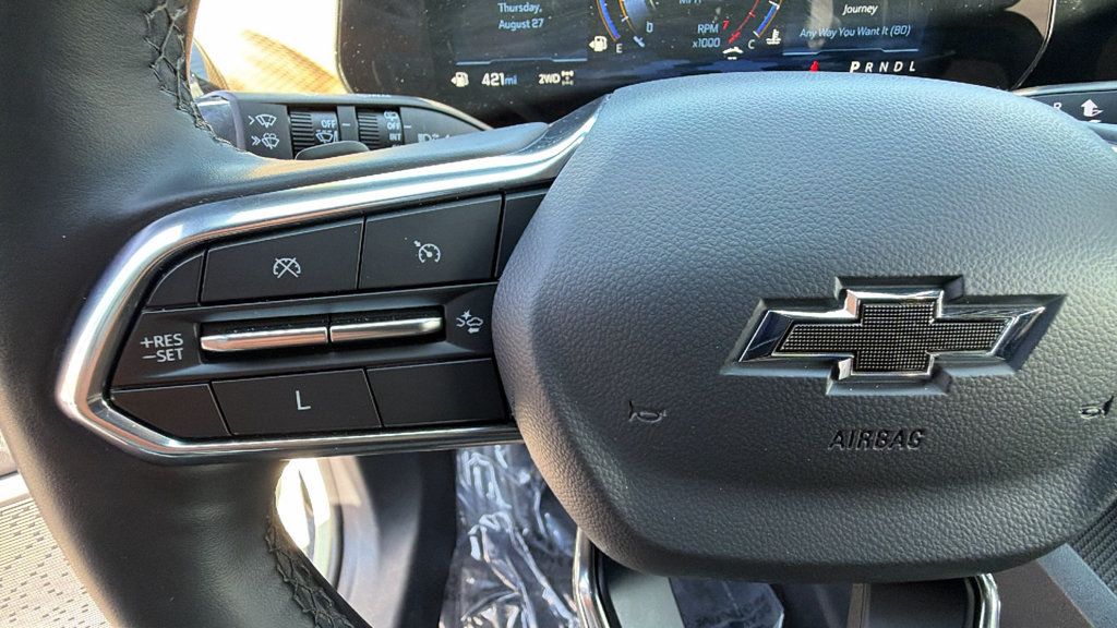 Used 2025 Chevrolet Equinox ACTIV AWD/4WD image 19