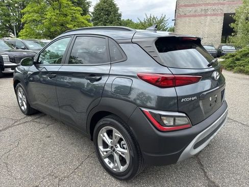 Certified 2023 Hyundai Kona SEL w/ Convenience Package AWD/4WD image 18