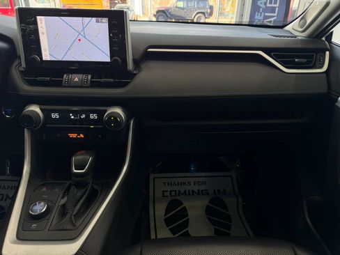 Used 2020 Toyota RAV4 Limited w/ Limited Grade Weather Package image 29