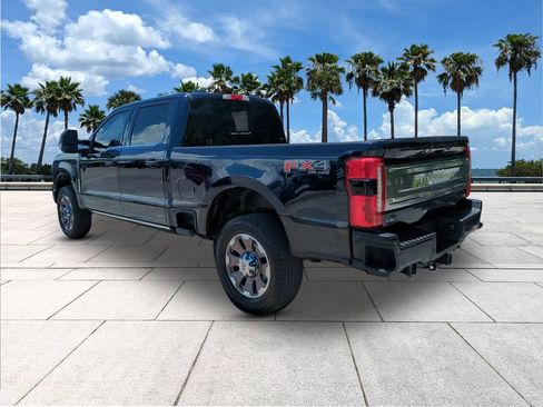 Used 2024 Ford F350 King Ranch w/ FX4 Off-Road Package AWD/4WD image 5