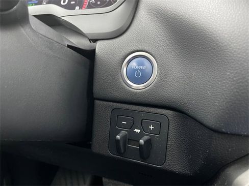 Used 2024 Toyota Tundra Limited image 27