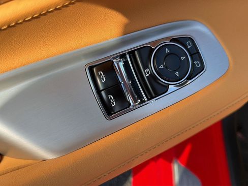 Used 2022 Chevrolet Corvette Stingray Preferred Cpe w/ Z51 Performance Package RWD image 32