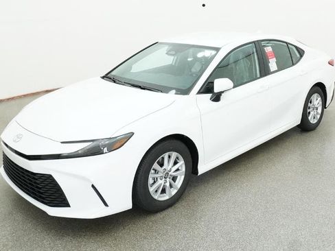 New 2026 Toyota Camry LE FWD image 30