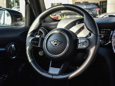 Used 2023 MINI Cooper S image 13