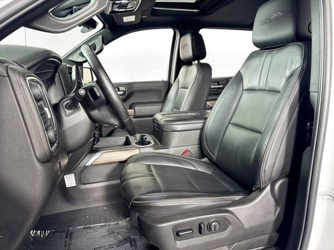 Used 2021 Chevrolet Silverado 1500 High Country w/ Technology Package AWD/4WD image 26