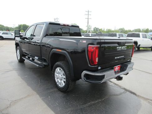 Used 2020 GMC Sierra 2500 SLT w/ SLT Premium Plus Package AWD/4WD image 9