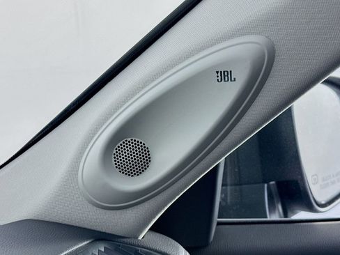 New 2026 Toyota Highlander Platinum image 23