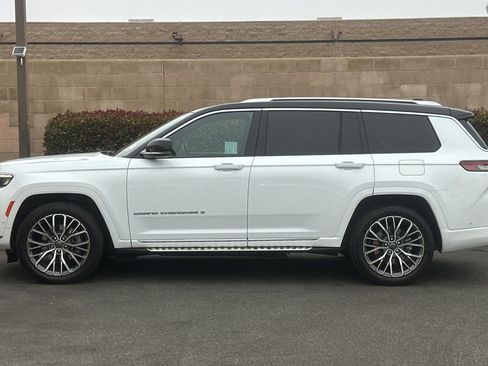 Used 2023 Jeep Grand Cherokee L Summit image 7