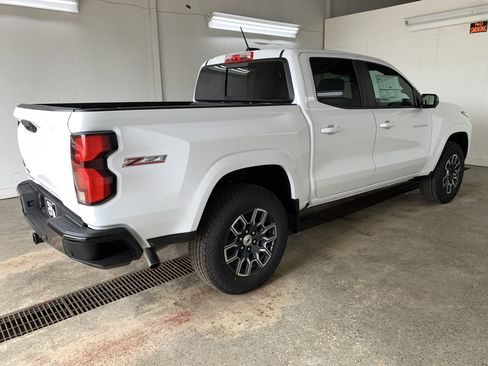 New 2025 Chevrolet Colorado Z71 w/ Technology Package image 6