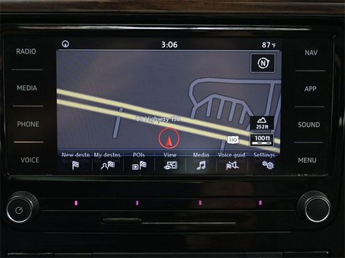 Used 2020 Volkswagen Passat 2.0T SEL image 26