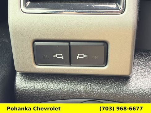 Used 2017 Ford F150 Lariat w/ Equipment Group 502A Luxury AWD/4WD image 16