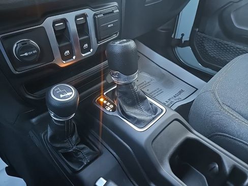 Used 2024 Jeep Wrangler Sport S image 58