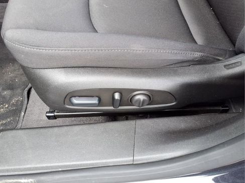 Used 2023 Chevrolet Malibu RS FWD image 16