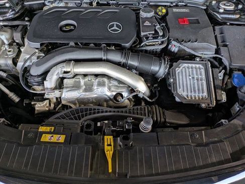 Certified 2025 Mercedes-Benz GLB 250 image 22