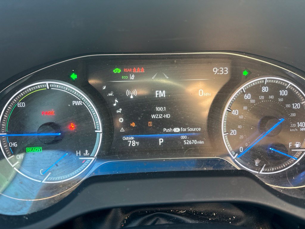 Used 2022 Toyota Venza XLE AWD/4WD image 15