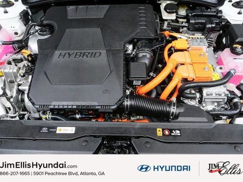 Certified 2025 Hyundai Elantra Limited image 33