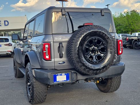 Used 2022 Ford Bronco Wildtrak image 9