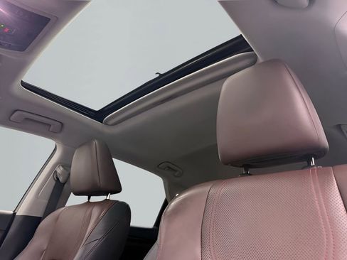 Used 2019 Lexus RX 350 FWD w/ Premium Package image 14