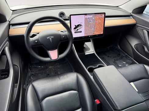 Used 2019 Tesla Model 3 RWD image 15