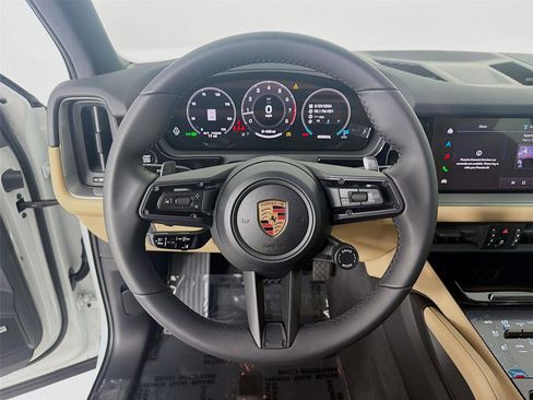 New 2026 Porsche Cayenne image 12