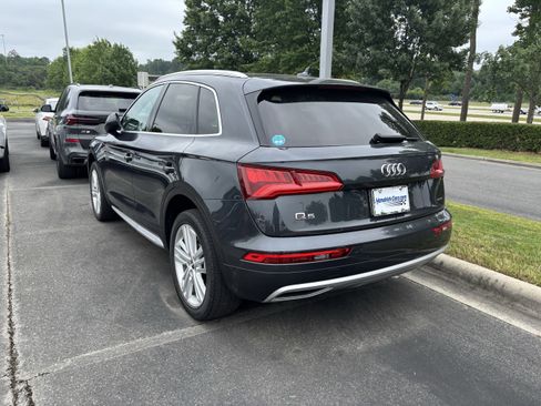Used 2020 Audi Q5 2.0T Premium Plus AWD/4WD image 16
