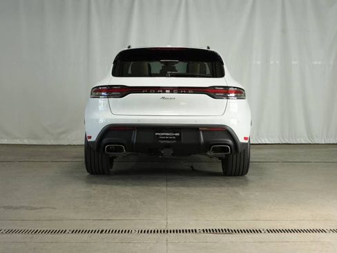 Certified 2025 Porsche Macan AWD/4WD image 6