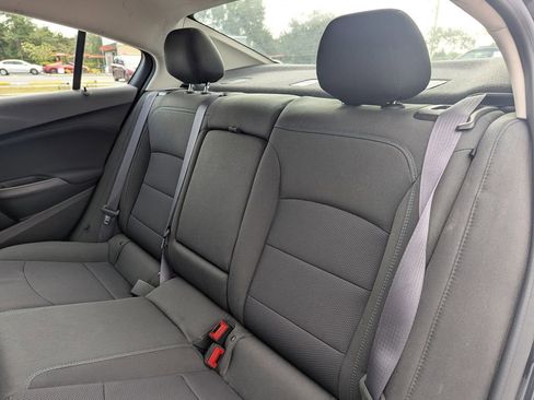 Used 2016 Chevrolet Cruze LT image 14