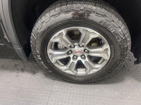 Used 2021 GMC Sierra 1500 SLT w/ SLT Convenience Package AWD/4WD image 20