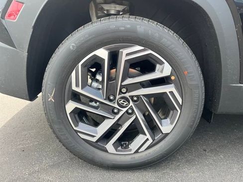 New 2025 Hyundai Tucson Limited image 12