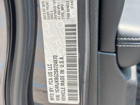 New 2025 Jeep Grand Cherokee L Limited w/ Black Appearance Package image 26