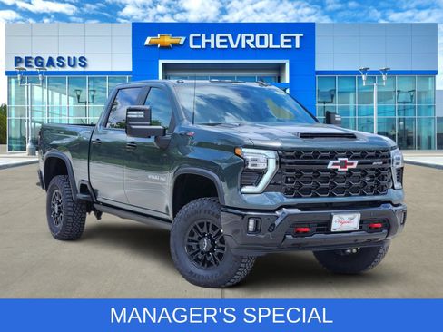 New 2026 Chevrolet Silverado 2500 ZR2 AWD/4WD image 1