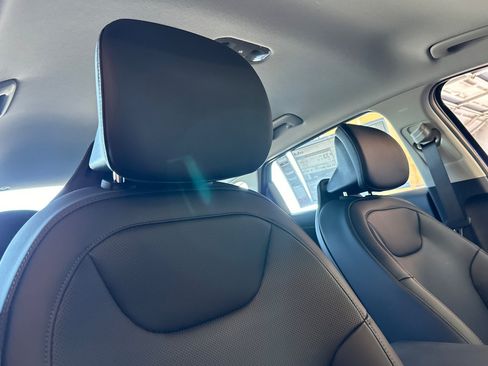 New 2026 Kia K4 EX FWD image 17