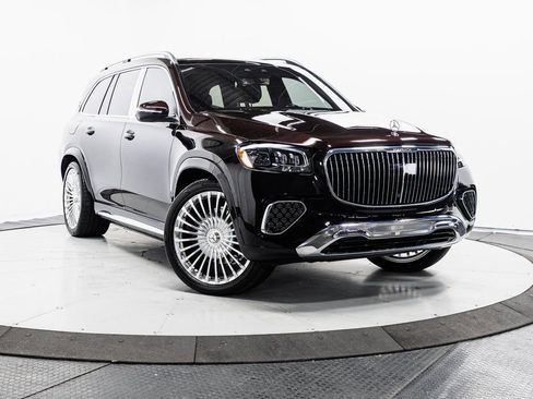 Used 2024 Mercedes-Benz Maybach GLS 600 4MATIC image 1