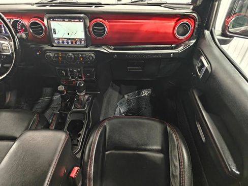 Used 2021 Jeep Wrangler Unlimited Rubicon w/ Dual Top Group AWD/4WD image 25
