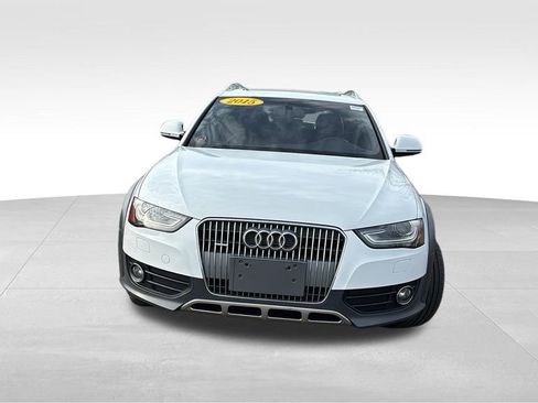 Used 2015 Audi A4 Premium Plus w/ Technology Package image 2